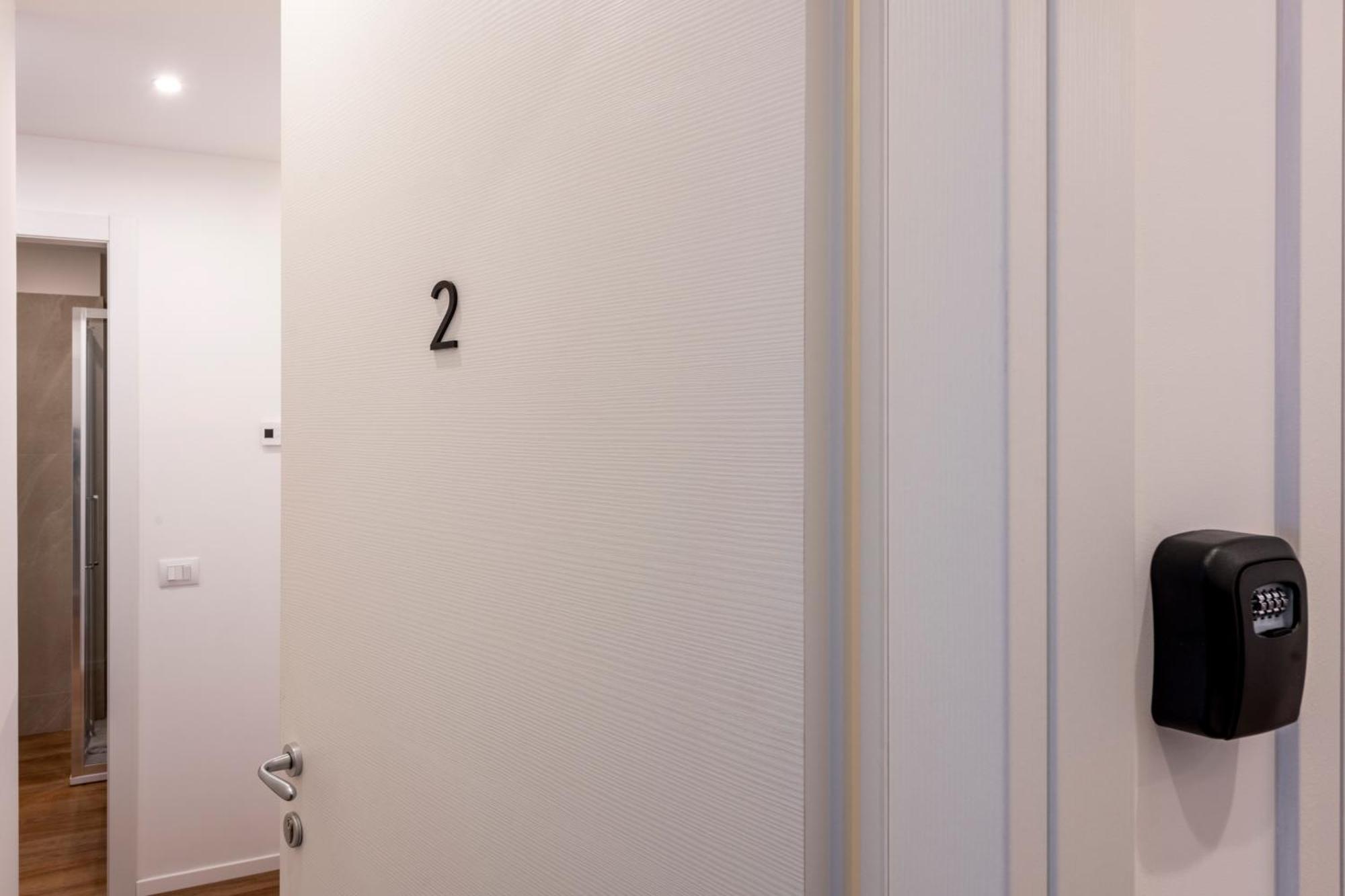 Bnbutler - Inbrera Suites - Giulianova, 1 Mailand Exterior foto