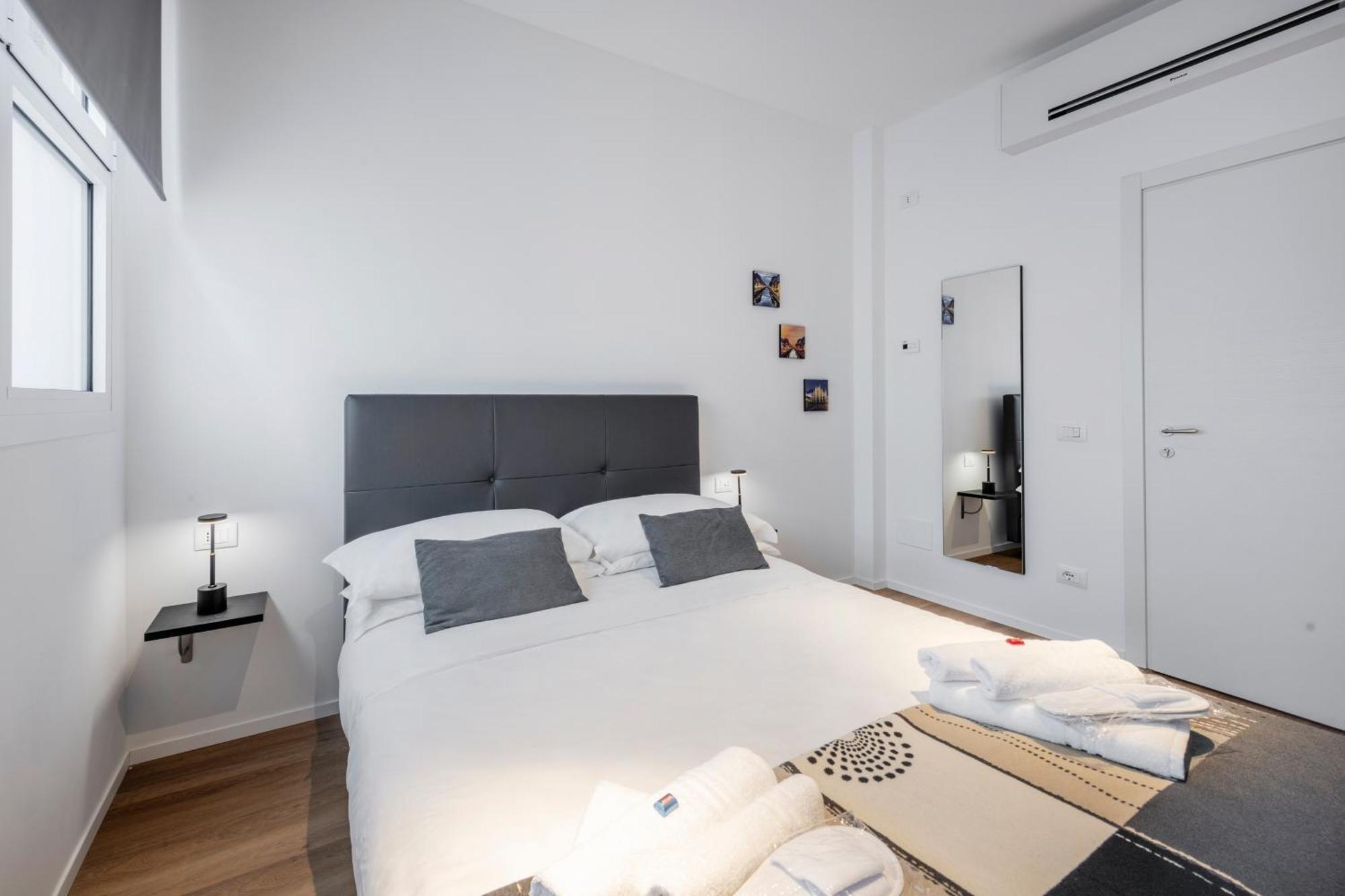 Bnbutler - Inbrera Suites - Giulianova, 1 Mailand Exterior foto